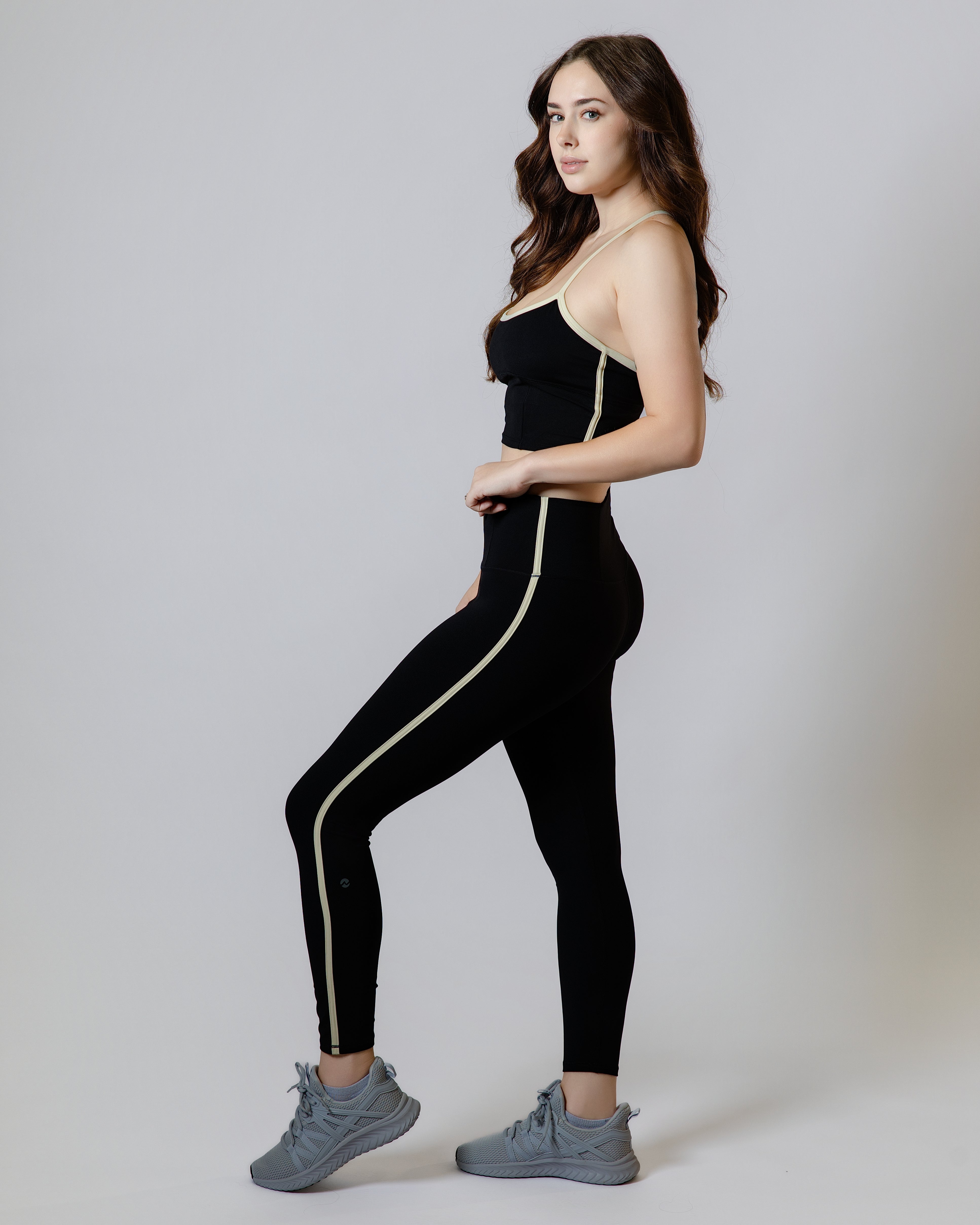Evo Tank in Black